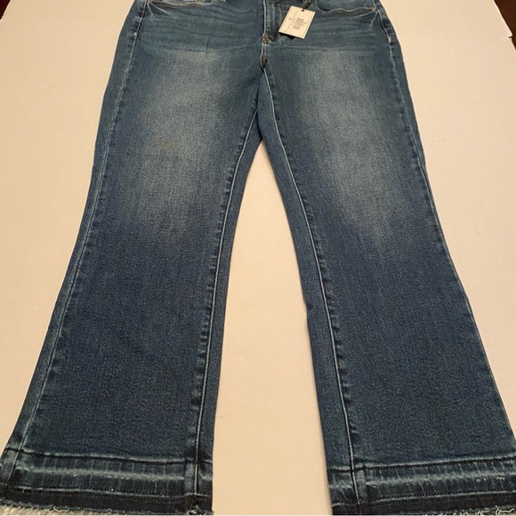Judy Blue high waist kick flare blue denim jeans. Size 13/31. - Picture 7 of 13